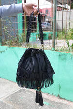 FRINGE BUCKET BAG FULL GRAIN BLACK LEATHER