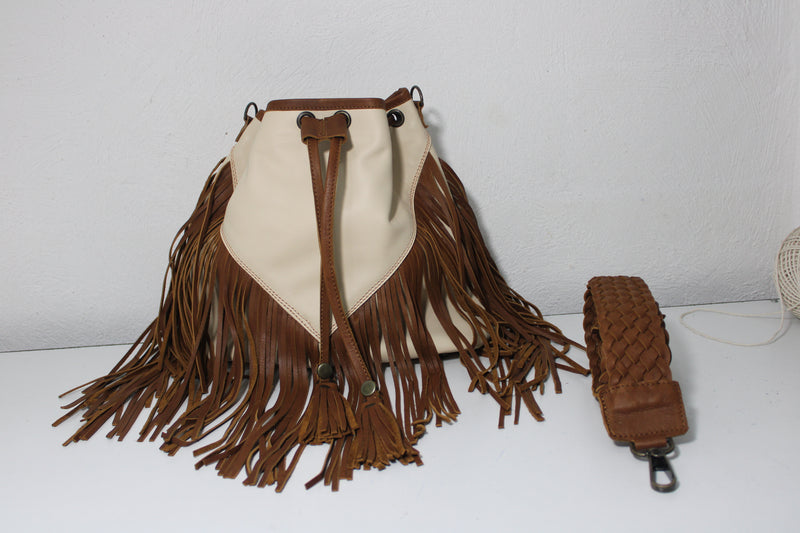 BONE AND BROWN FULL LEATHER FRINGE BUCKET BAG